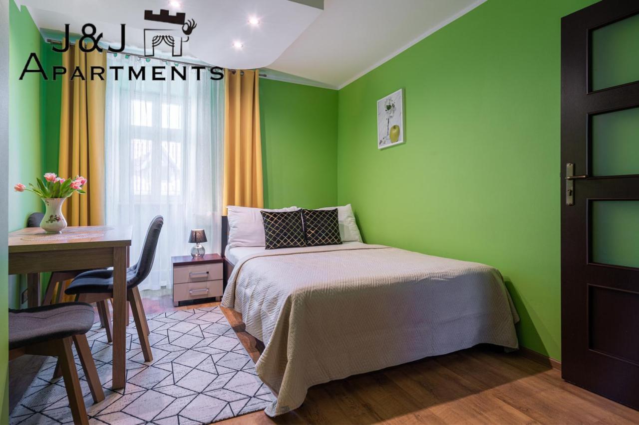 J&J Apartments, Szczytna 1, Apartament 9 Торунь Экстерьер фото